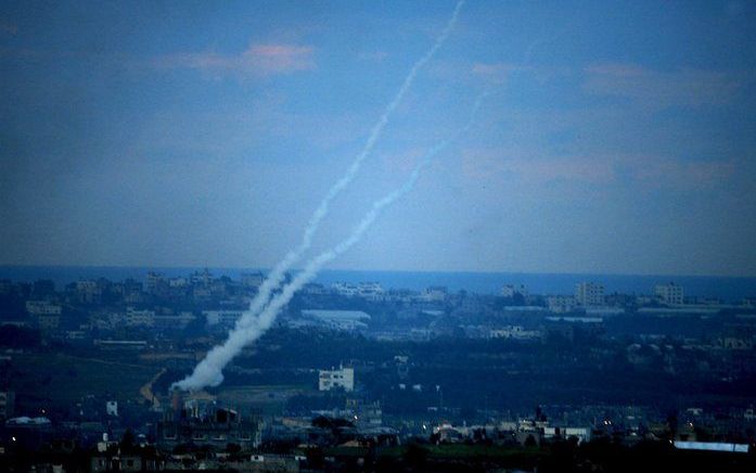 GAZA-STAD - Hamas terroristen vallen Israëlische burgerdoelen aan met qassam raketten. Foto AFP