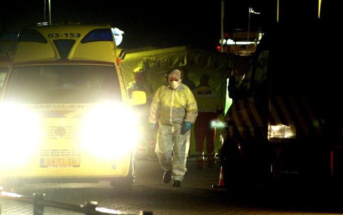 Aan het Westhovenplein in Den Haag hebben donderdagavond rond middernacht twee volwassenen en drie kinderen koolmonoxidevergiftiging opgelopen. Foto ANP