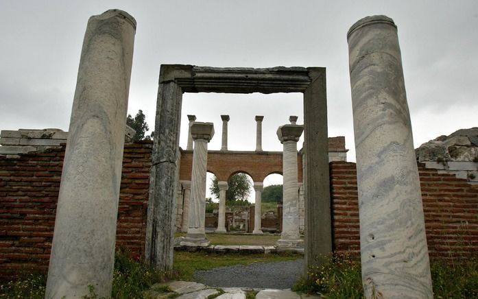 „De eerste christenen woonden vooral in de stad. Paulus schreef zijn brieven aan christenen in Korinthe, Efeze en Rome, stuk voor stuk wereldsteden.” Foto: restanten van het oude Efeze.