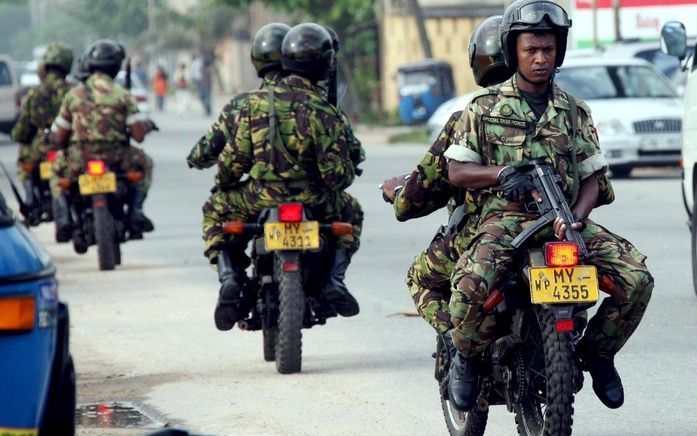 COLOMBO - Speciale groepen van de Sri Lankese politie hebben tot taak Tamil Tijgers op te sporen. Foto EPA