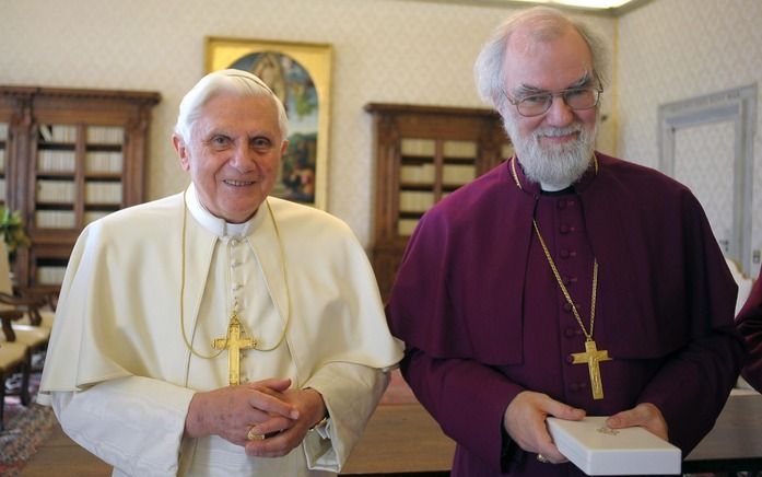 Paus Benedictus XVI en aartsbisschop Rowan Williams. Foto EPA