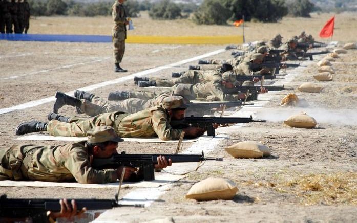 ISLAMABAD – Acht op de tien leden van de Afghaanse Taliban zijn gematigd en kunnen worden overgehaald om hun wapens neer te leggen. Dit zei de Britse onderminister van Defensie, Bill Rammell, woensdag tijdens een persconferentie in de Pakistaanse hoofdsta