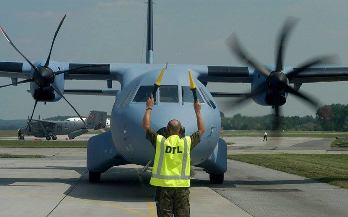 Een Pools militair toestel stortte woensdagavond neer. Foto EPA