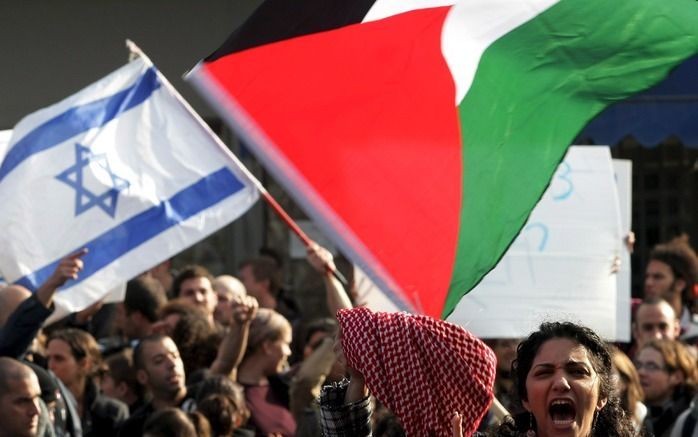 De Algemene Vergadering van de VN heeft gisteren bepaald dat Israël en de Palestijnen vijf maanden langer de tijd krijgen om een onafhankelijk onderzoek in te stellen naar mogelijke oorlogsmisdaden tijdens de Gazaoorlog van vorig jaar. Foto EPA