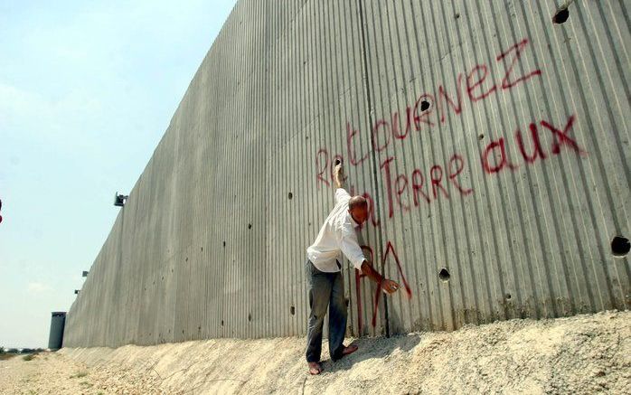 De scheidingsmuur tussen Israël en de Westoever. Foto EPA