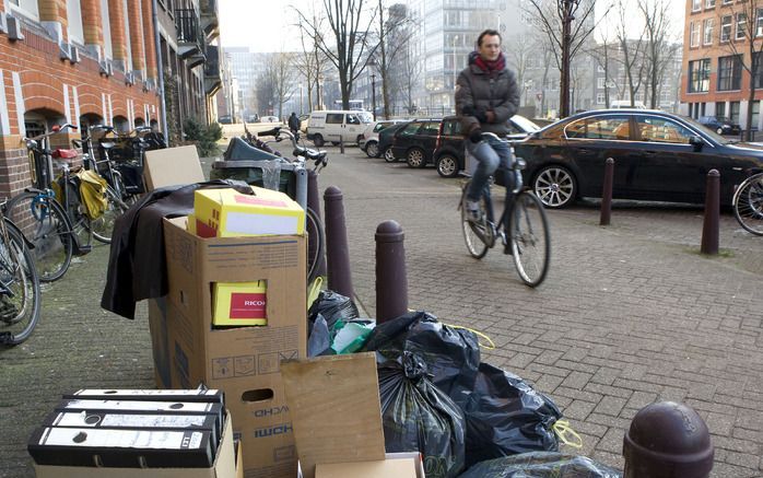 DEN HAAG – Het overleg tussen vakbonden en de Vereniging van Nederlandse Gemeenten over een nieuwe cao voor de gemeenteambtenaren heeft maandag niets opgeleverd. Dit hebben de ambtenarenbonden van FNV en CNV laten weten. Foto ANP