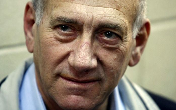 JERUZALEM – De voormalige premier van Israël, Ehud Olmert, wordt genoemd als hoofdverdachte in een groot corruptieschandaal. Dat meldden Israëlische media donderdag.Foto EPA