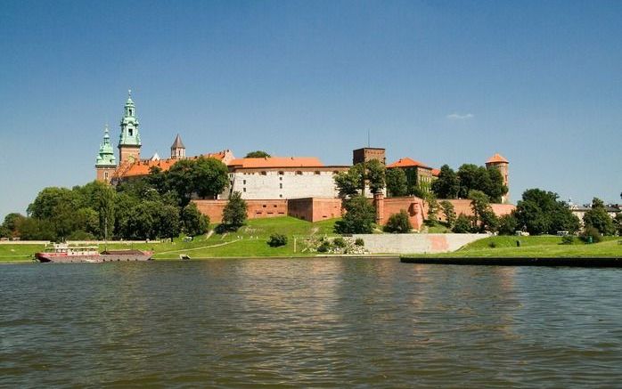 De verongelukte Poolse president zal worden bijgezet in de Walwelburcht in Krakau. Niet alle Polen kunnen zich vinden in het besluit Lech Kaczynski daar te begraven. Beeld EPA