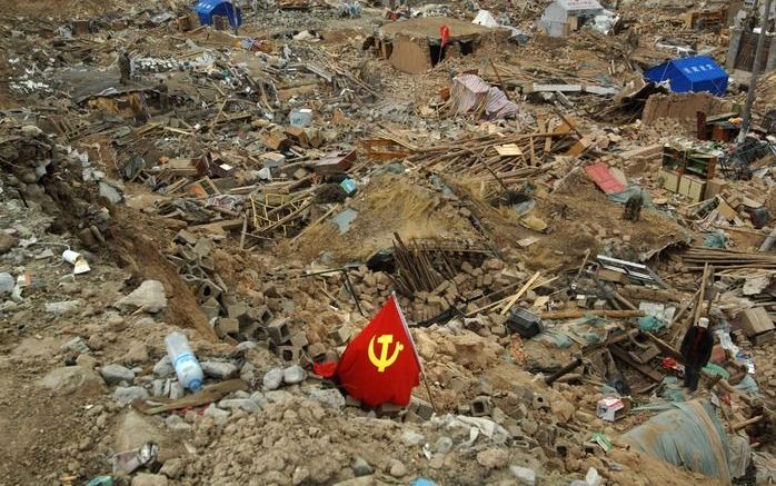 PEKING – De autoriteiten in China hebben voor woensdag een dag van nationale rouw afgekondigd in verband met de aardbeving van vorige week woensdag. Foto EPA