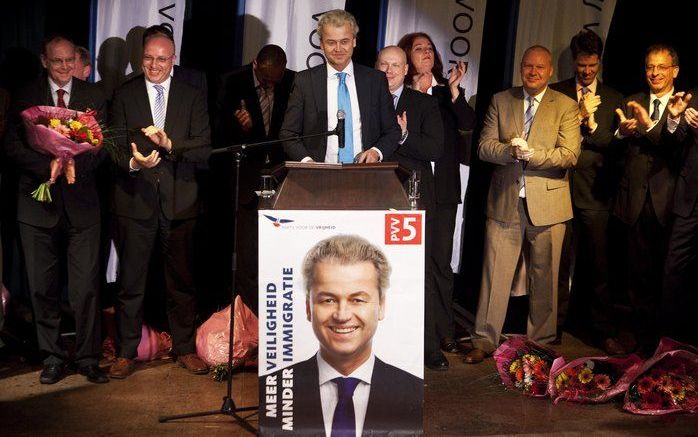 ROTTERDAM – „Hier planten we onze vlag en beginnen we aan de herovering van Nederland”. Geert Wilders had maandagavond in Rotterdam een duidelijke boodschap bij de start van de campagne van zijn PVV voor de Tweede Kamerverkiezingen op 9 juni. Foto ANP