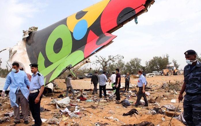 Bij het vliegtuigongeluk woensdag bij de Libische hoofdstad Tripoli zijn zeker vier Zuid–Afrikanen omgekomen. Foto EPA