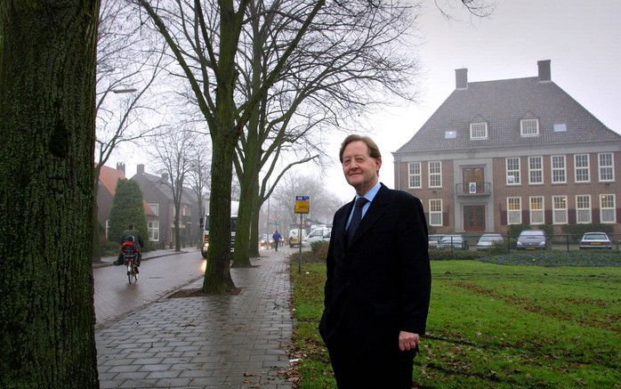 KESTEREN – SGP’er F. Moree uit Kesteren stopt definitief met de politiek. De afgelopen jaren was hij burgemeester in Kesteren, Maasdriel en Culemborg. „Ik heb het met genoegen gedaan.” Foto RD, Anton Dommerholt