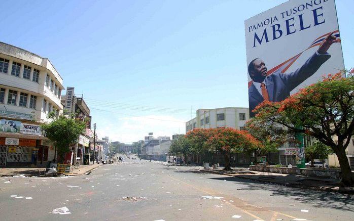 Een billboard van oppositieleider Odinga in de straten van Kisumu. Foto EPA