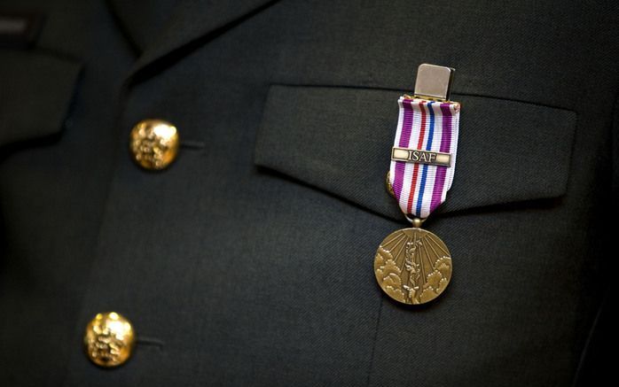 De militaire vakbonden ACOM en AFMP willen dat Defensie militairen die tijdens een missie omkomen door gevechtsacties, postuum een speciale onderscheiding toekent. De medaille staat voor militaire erkenning en maatschappelijke waardering, omdat zij het ho