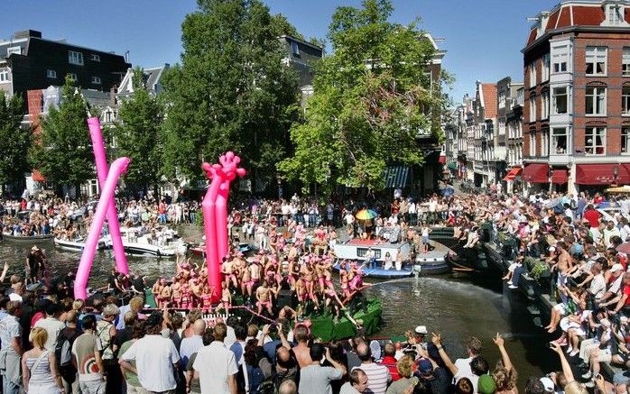 AMSTERDAM - Minister Plasterk zal in augustus meevaren op een ’OCGay-boot’ tijdens de Gay Pride in Amsterdam. Foto ANP