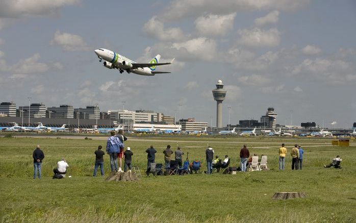 DEN HAAG (ANP) – Het Rijk grijpt in om de aanleg van een tweede Kaagbaan bij Schiphol veilig te stellen na het besluit van de provincie Noord-Holland om geen ruimte meer te reserveren voor zo’n baan. Foto ANP