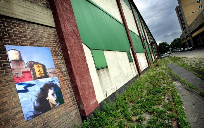 Jeugdboekenschijver Kees Opmeer wil Nederlandse kinderen die in armoede leven een gezicht geven. Foto RD, Sjaak Verboom