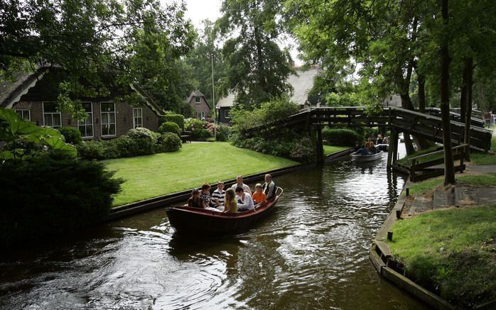 AMSTERDAM - Nederlanders die op de centen letten bij het boeken van een vakantie kunnen het beste kiezen voor een verblijf in het buitenland. Dat blijkt uit een analyse die econoom Stefan van Woelderen heeft opgesteld. Foto ANP