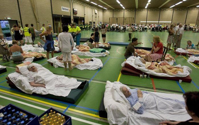 ZEVENBERGEN (ANP) – Van de 166 bewoners van verpleeghuis Sancta Maria in Zevenbergen kunnen 48 bewoners maandagavond weer in hun eigen bed slapen. Dat maakte een woordvoerster van het verpleeghuis maandag bekend. Foto ANP