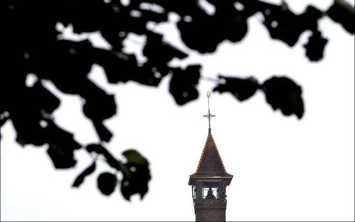 APELDOORN - Een op de zeven leden van reformatorische kerken is kritisch over het eigen kerkverband. Slechts een enkeling overweegt het te verlaten. Dat blijkt uit een enquête die het christelijk gezinsblad Terdege hield onder zijn achterban. Foto ANP