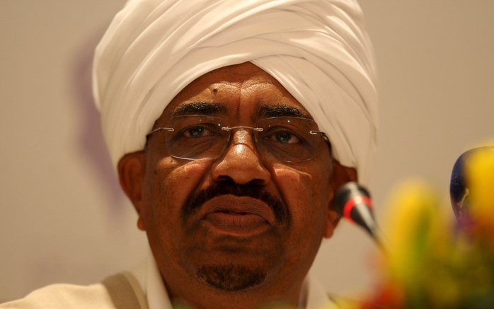 Tegen president Omar al–Bashir van Sudan wordt als het aan hoofdaanklager Luis Moreno Ocampo ligt een arrestatiebevel uitgevaardigd. Foto EPA