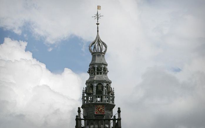 MONNICKENDAM - Monnickendam beschikt over het oudste carillon in originele staat in Nederland. Foto's RD, Henk Visscher