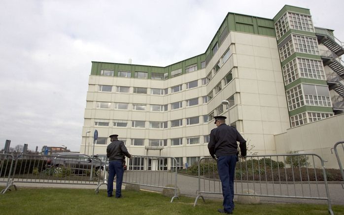 DEN HAAG - Het Haagse ziekenhuis Bronovo begint dinsdag als eerste ziekenhuis in Den Haag met het openstellen van de afsprakenbalie van de polikliniek in de avonduren. Foto ANP