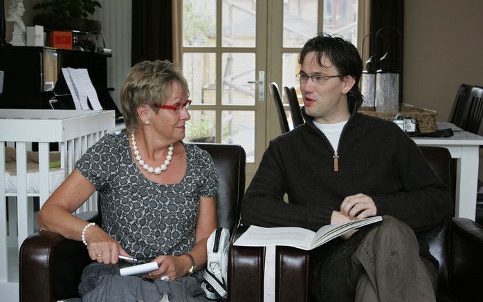 Ria Borkent en Maco den Toom maakten samen het koororatorium ”Jezus op aarde". Foto RD, Anton Dommerholt