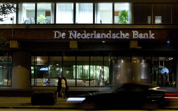 AMSTERDAM - De centrale banken van de Verenigde Staten, Europa, Groot–Brittannië, Canada, Zweden en Zwitserland hebben woensdag in een wereldwijd gecoördineerde actie de rente verlaagd. Foto ANP