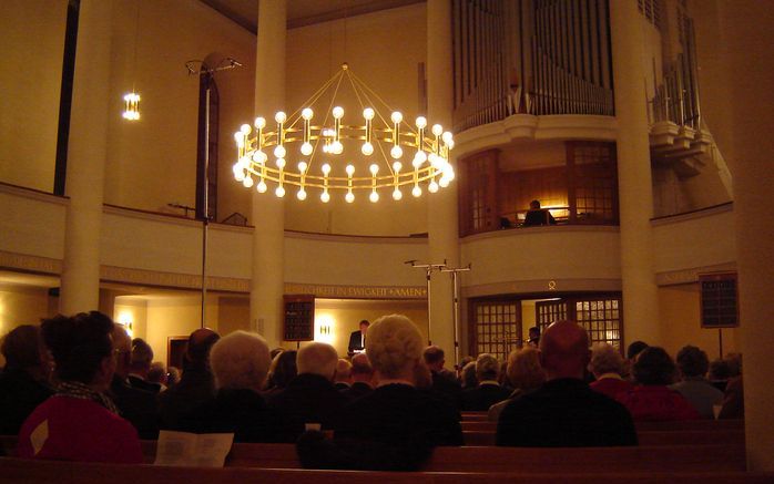 De Zwölf Apostel Kirche in Frankenthal, het hoogste kerkgebouw van de Duitse stad. Foto RD