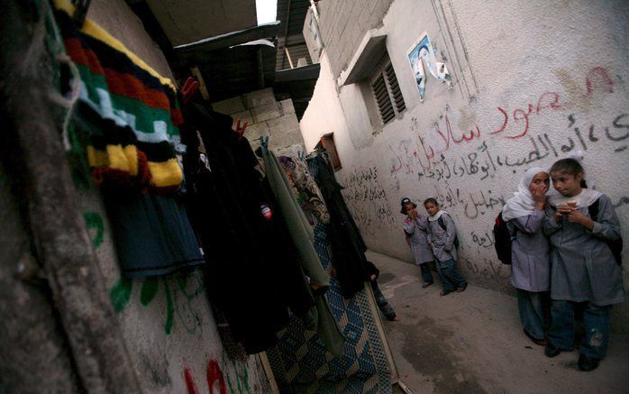 Palestijnse kinderen in een vluchtelingenkamp in de Gazastrook. Foto EPA