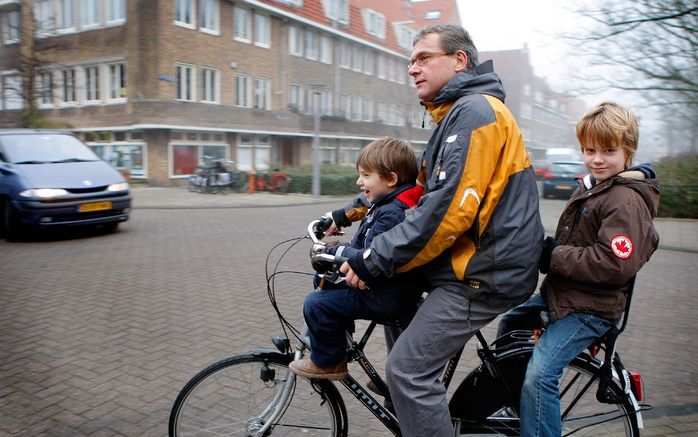 DIEMEN - Collega's met kinderen roepen irritatie op volgens een onderzoek van vacaturesite jobtrack.nl. Foto ANP