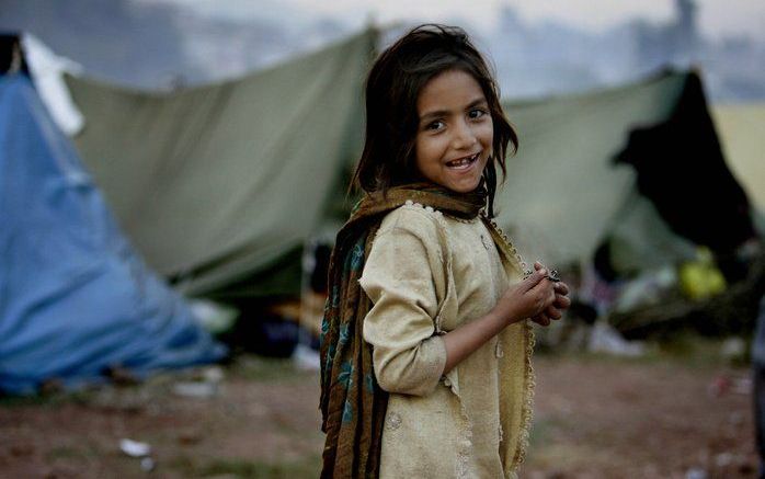 PESHAWAR - Een meisje in een Pakistaans vluchtelingenkamp. Foto EPA