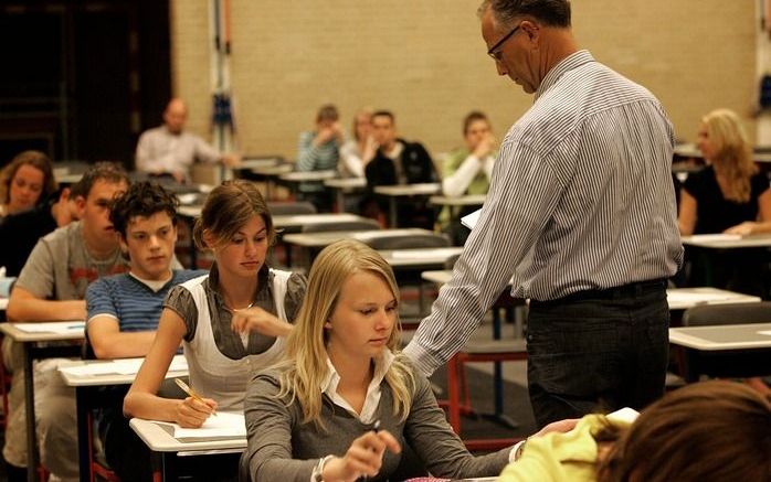 „Laten we om te beginnen de centraal schriftelijke examens alleen nog maar laten nakijken door externe correctoren.” Foto RD, Sjaak Verboom