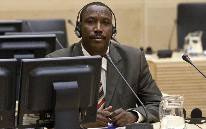 DEN HAAG – De zwarte rebellenleider Bahr Idriss Abu Garda (46) uit Darfur is maandag tijdens zijn eerste voorgeleiding voor het Internationaal Strafhof (ICC) geïnformeerd over de oorlogsmisdaden waarvan hij wordt beschuldigd. Hij verklaarde na afloop tijd