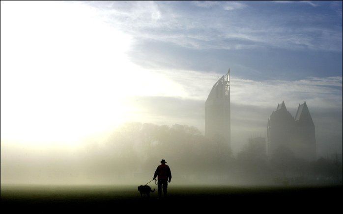 DEN HAAG - Den Haag krijgt een nieuw cultureel hart. Op de foto de skyline van Den Haag met onder meer de contouren van het gebouw van het ministerie van OCW. Foto ANP