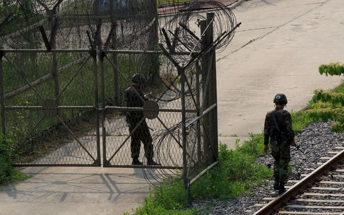 De zwaar bewaakte grens tussen Zuid- en Noord-Korea. Foto EPA