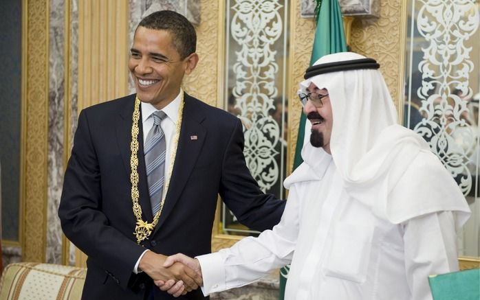 RIYAD – De Amerikaanse president Barack Obama is woensdag aangekomen in het Midden-Oosten voor een bezoek aan Saoedi–Arabië en Egypte, bondgenoten van de Verenigde Staten in de Arabische wereld. Foto EPA