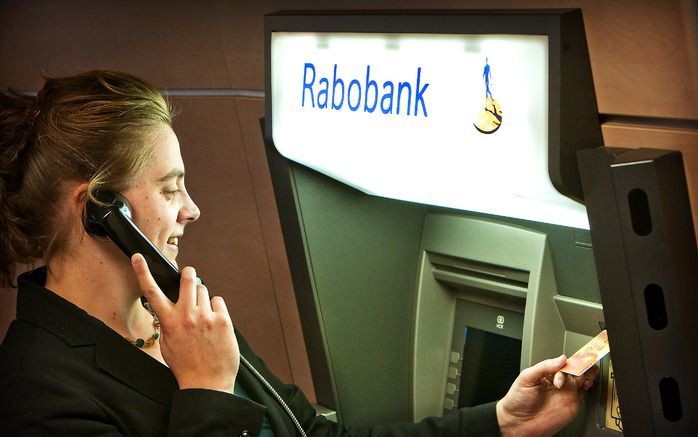 UTRECHT – De Rabobank sluit tijdelijk een deel van zijn geldautomaten af na een recente plofkraak bij een van deze automaten. Foto ANP