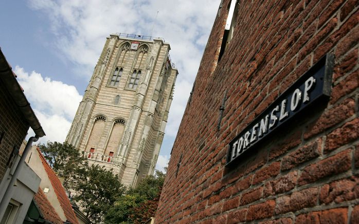 GOEDEREEDE - Een journalist van het dagblad Metro noemde de kerkdienst in Goedereede een ochtendmis. Foto RD, Anton Dommerholt