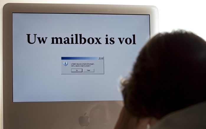 Een volle mailbox kan uiteindelijk leiden tot flinke stress. Foto André Dorst