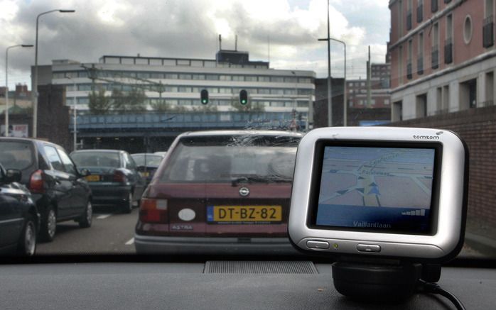 De daders hebben het vooral voorzien op de ingebouwde navigatiesystemen van nieuwe auto’s en niet op TomTom´s. Foto ANP