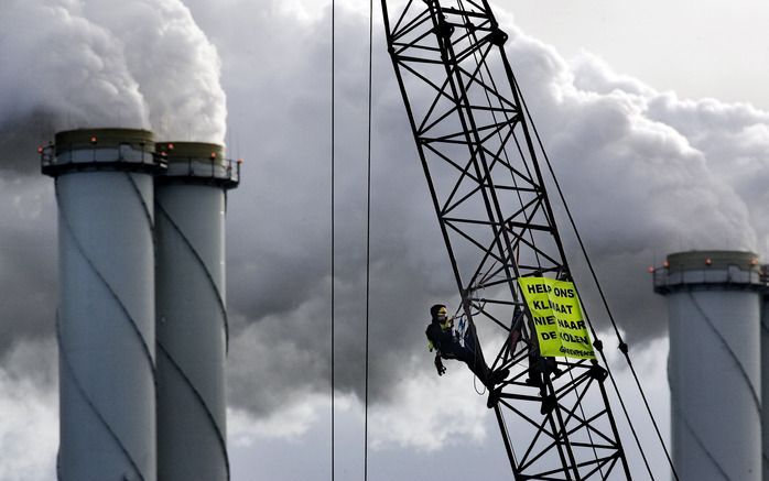 Milieuminister Cramer zei het een „heel goed idee” te vinden om een CO2–norm in te voeren voor elektriciteitscentrales. Foto ANP