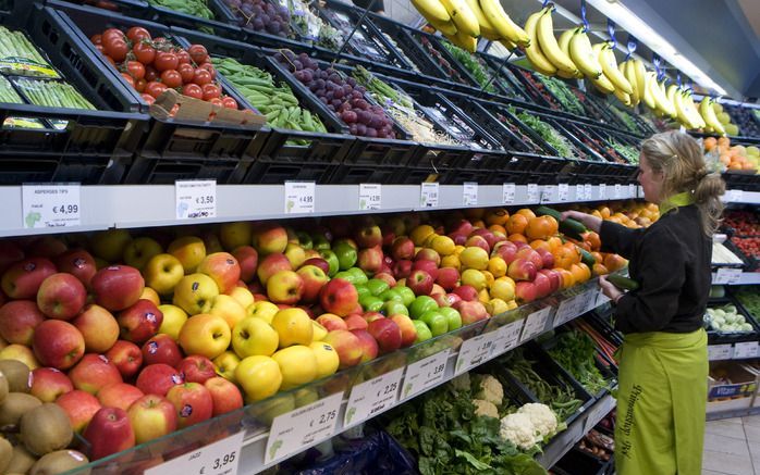 Supermarkten verlagen prijs gezond eten. Foto ANP