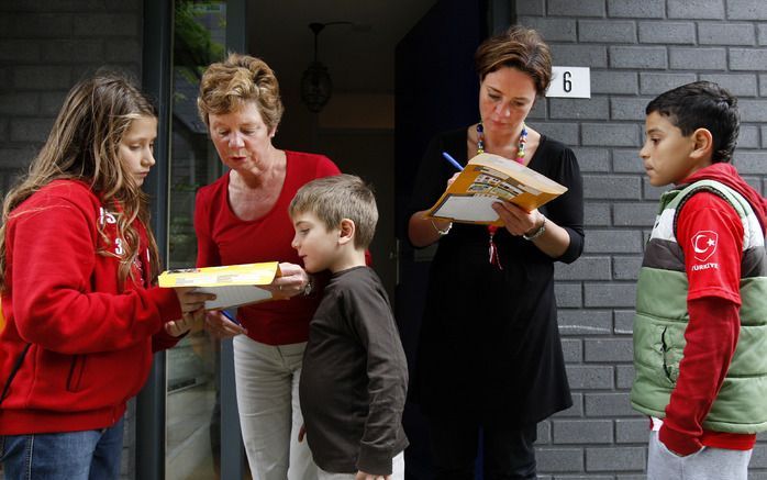 AMSTERDAM – De Kinderpostzegelactie heeft dit jaar 9,6 miljoen euro opgebracht. Hiermee is de recordopbrengst van vorig jaar geëvenaard. Foto ANP