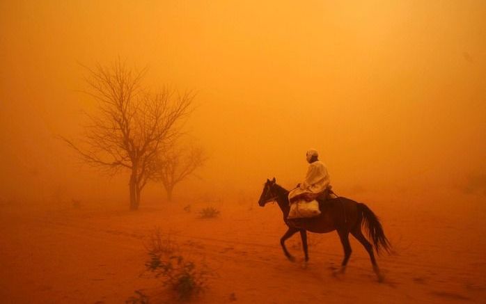 AMSTERDAM – Nederlandse banken en verzekeraars roepen deelnemers aan de klimaattop in Kopenhagen op om van de conferentie een succes te maken. Ze zeggen te hopen op een „robuust, toereikend klimaatverdrag”. Dat hebben ABN Amro, ING, Rabobank, SNS Bank, Fo