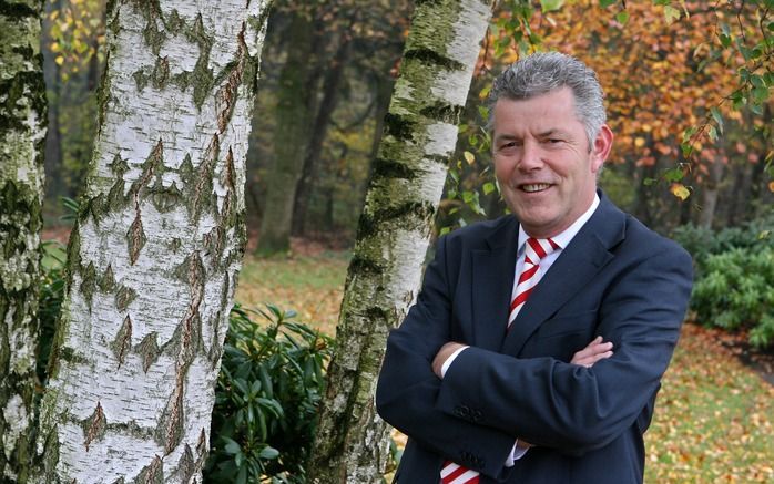 Dr. P. J. Visser: „De verkondiging begint met vriendelijkheid jegens alle mensen. Met een chagrijnig gezicht win je geen mensen voor de blijde boodschap.” Foto RD, Anton Dommerholt