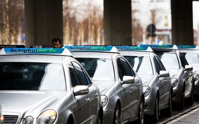 DEN HAAG – PVV–Kamerlid Fritsma wil van minister Van der Laan (Integratie) opheldering over berichten dat in Gouda inburgeraars met taxi’s worden opgehaald voor de cursus. Foto ANP