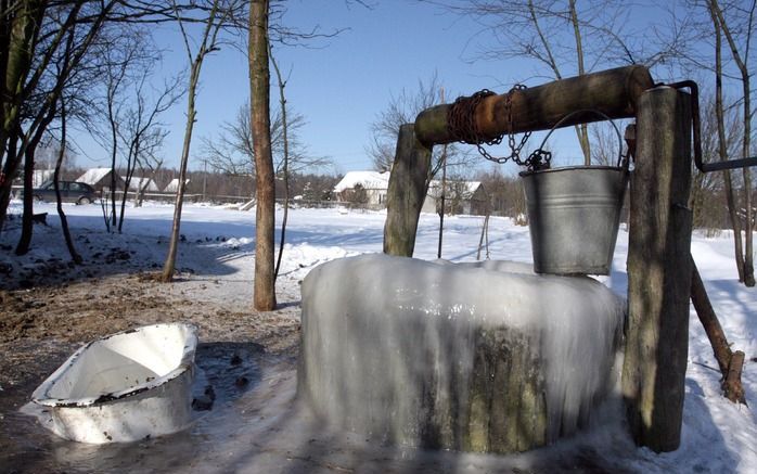 Bevroren waterpunt in Polen. Foto EPA