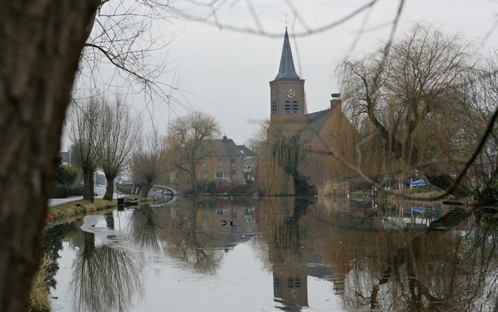 AMERSFOORT – De IZB gaat meer onderzoek verrichten naar missionair kerk-zijn in een dorp. Dat deelde K. Koster, hoofd dienstverlening van de IZB, vrijdag mee tijdens de studiedag ”Herder en/of zendeling?”. Foto RD, Anton Dommerholt